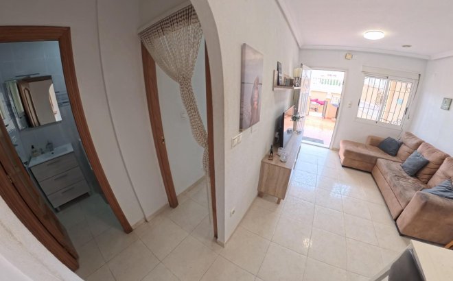 Resale - Apartment -
Torrevieja - Centro