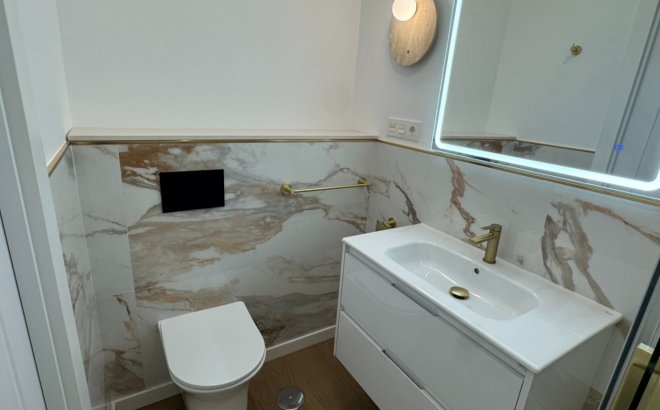 Revente - Appartement -
Orihuela Costa - Costa Blanca