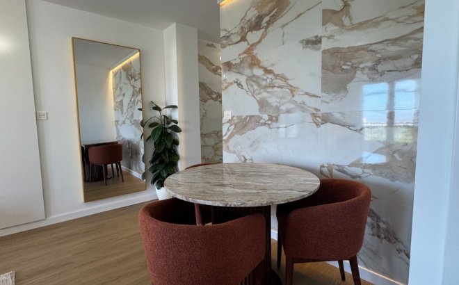 Revente - Appartement -
Orihuela Costa - Costa Blanca