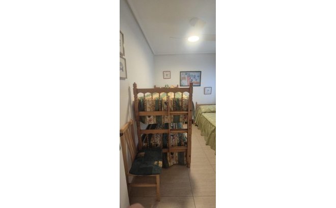 Revente - Appartement -
Torrevieja - La Mata Pueblo