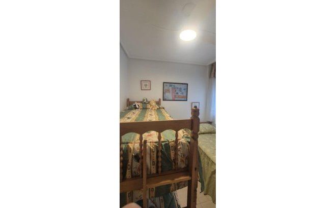 Revente - Appartement -
Torrevieja - La Mata Pueblo