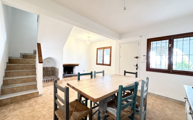 Revente - Town House -
Torrevieja - Costa Blanca