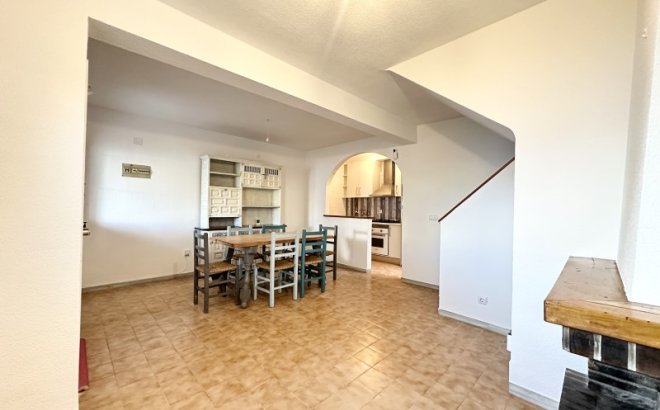 Revente - Town House -
Torrevieja - Costa Blanca