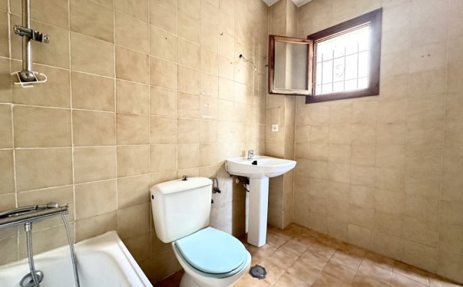 Revente - Town House -
Torrevieja - Costa Blanca