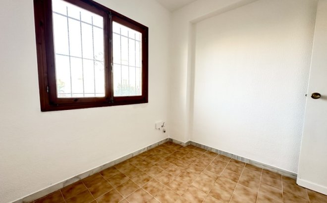 Revente - Town House -
Torrevieja - Costa Blanca