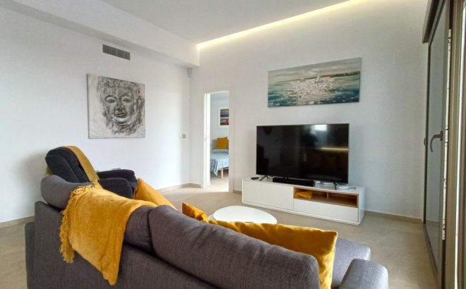 Resale - Villa -
Vistabella Golf Entre Naranjos - Inland