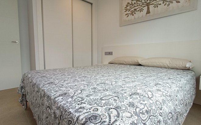 Resale - Villa -
Vistabella Golf Entre Naranjos - Inland