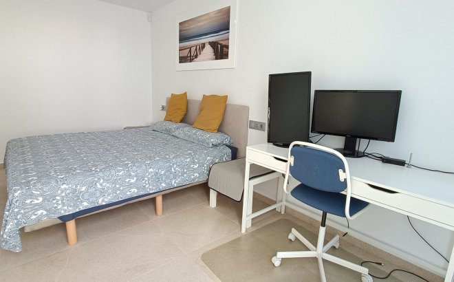 Resale - Villa -
Vistabella Golf Entre Naranjos - Inland