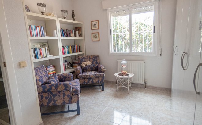 Resale - Villa -
Ciudad Quesada - Costa Blanca