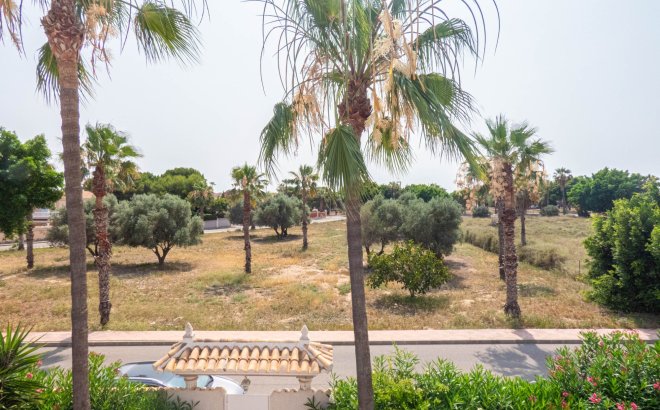 Resale - Villa -
Ciudad Quesada - Costa Blanca