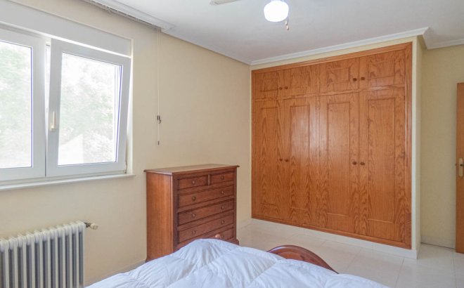 Herverkoop - Villa -
San Miguel de Salinas - Inland