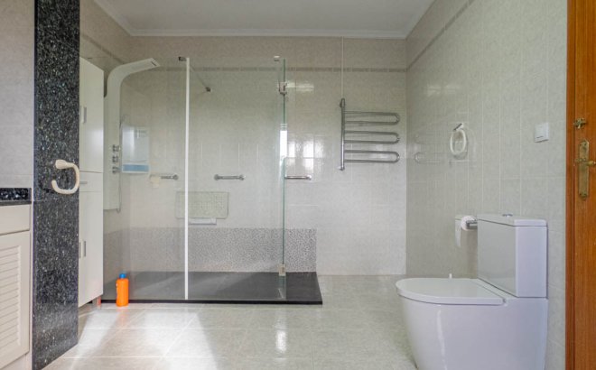 Herverkoop - Villa -
San Miguel de Salinas - Inland