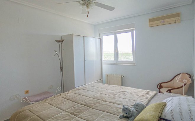 Herverkoop - Villa -
San Miguel de Salinas - Inland