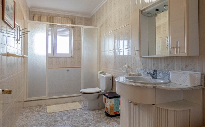 Herverkoop - Villa -
San Miguel de Salinas - Inland