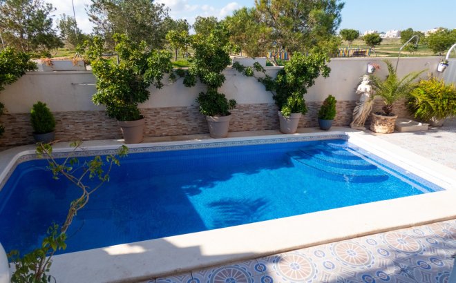 Resale - Villa -
Playa Flamenca - Costa Blanca