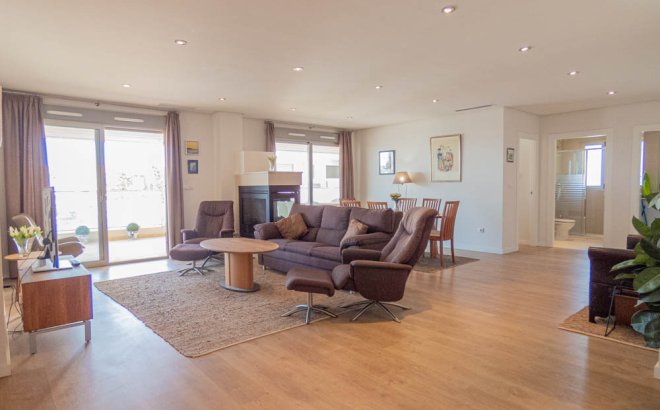 Resale - Apartment -
Los Dolses - Inland