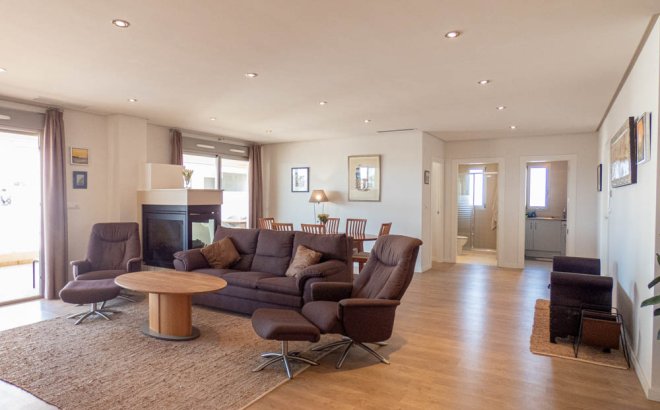 Resale - Apartment -
Los Dolses - Inland