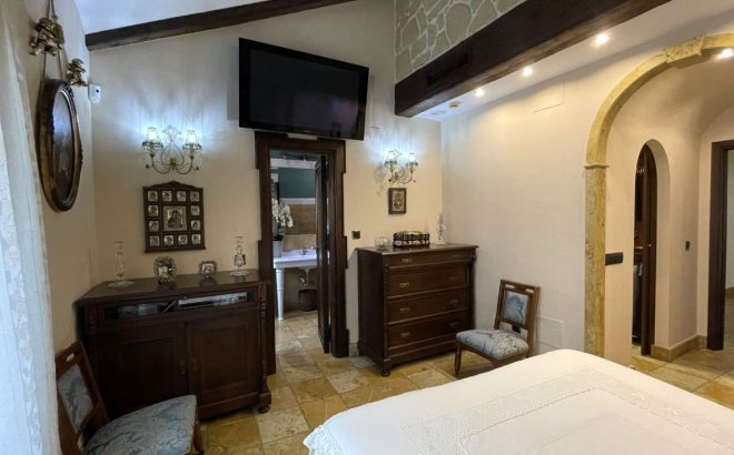 Resale - Town House -
Torrevieja - Costa Blanca