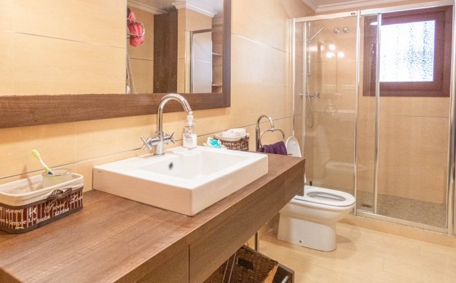 Resale - Villa -
Dehesa de Campoamor - Costa Blanca