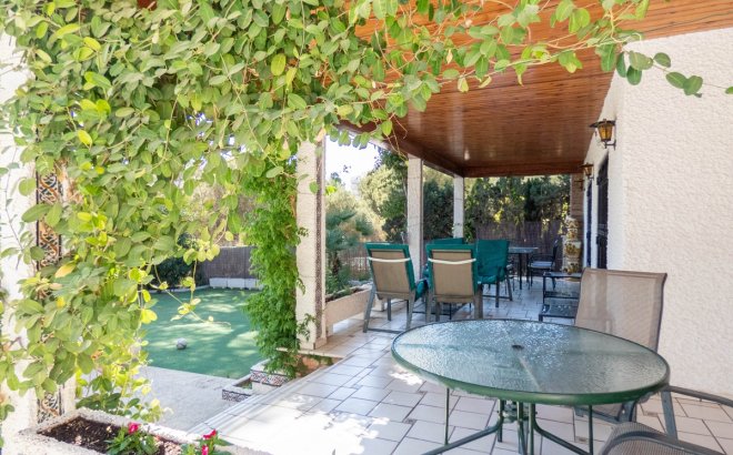 Resale - Villa -
Dehesa de Campoamor - Costa Blanca