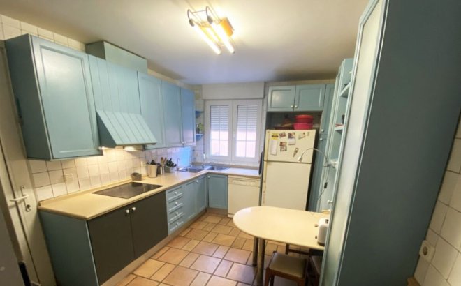 Resale - Villa -
Campoamor - Costa Blanca