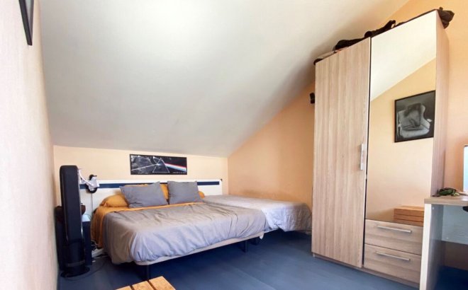 Resale - Villa -
Campoamor - Costa Blanca