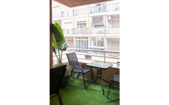 Revente - Appartement -
Torrevieja - Costa Blanca