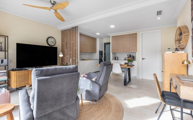 Herverkoop - Appartement -
Torrevieja - Costa Blanca