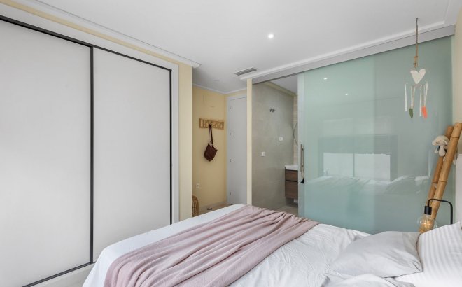 Herverkoop - Appartement -
Torrevieja - Costa Blanca