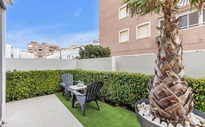 Herverkoop - Appartement -
Torrevieja - Costa Blanca
