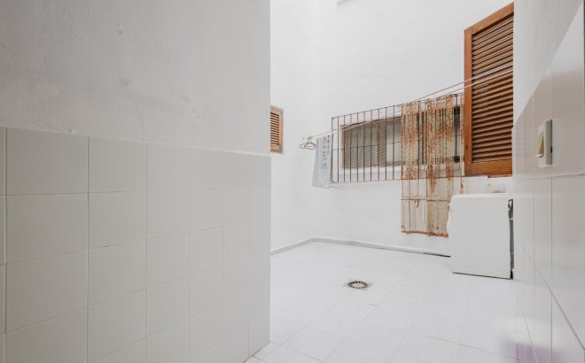 Herverkoop - Appartement -
Torrevieja - Costa Blanca