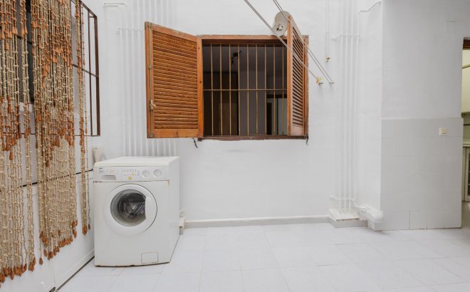 Herverkoop - Appartement -
Torrevieja - Costa Blanca