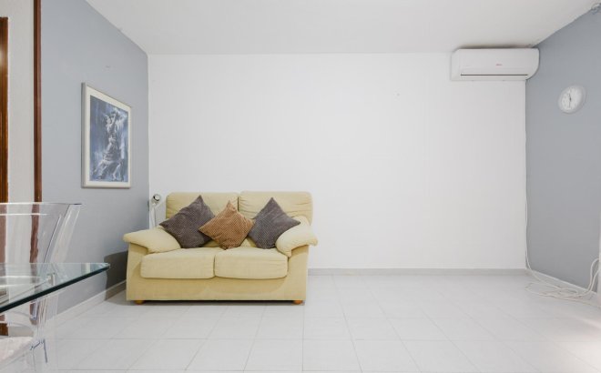 Herverkoop - Appartement -
Torrevieja - Costa Blanca