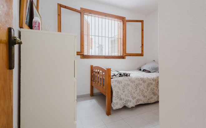 Herverkoop - Appartement -
Torrevieja - Costa Blanca