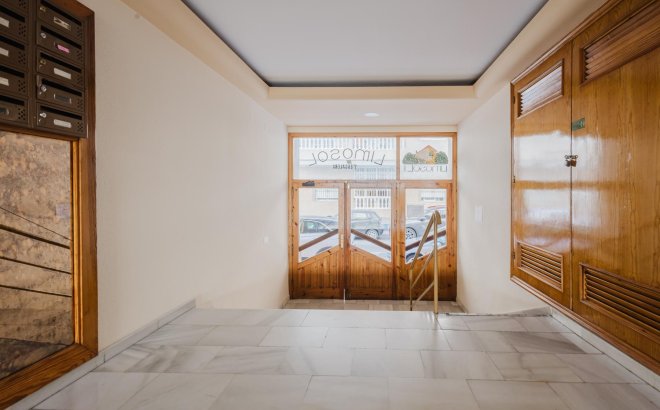 Herverkoop - Appartement -
Torrevieja - Costa Blanca