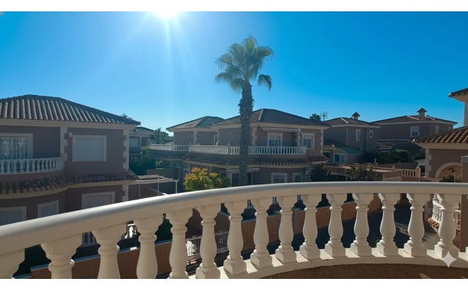 Resale - Villa -
Los Balcones - Costa Blanca