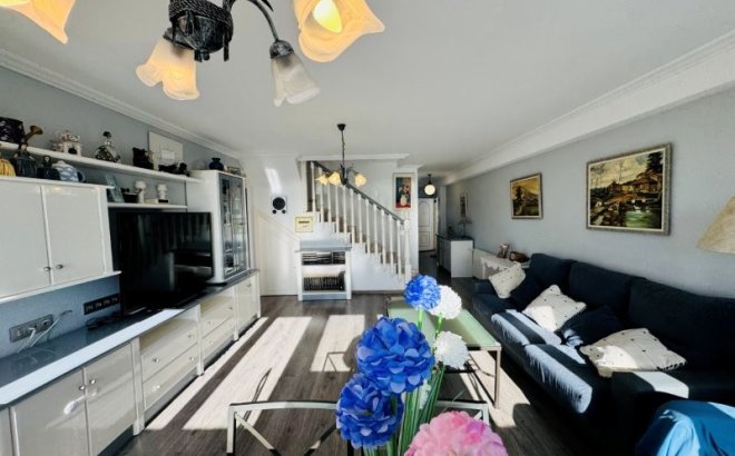 Resale - Penthouse -
La Mata - Costa Blanca