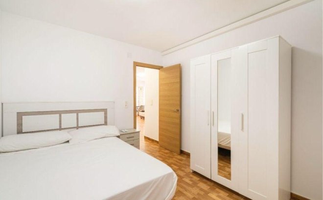 Revente - Appartement -
Torrevieja - La Mata Pueblo