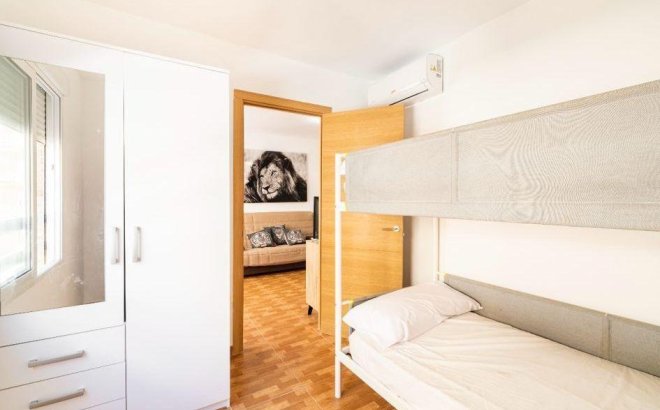 Revente - Appartement -
Torrevieja - La Mata Pueblo