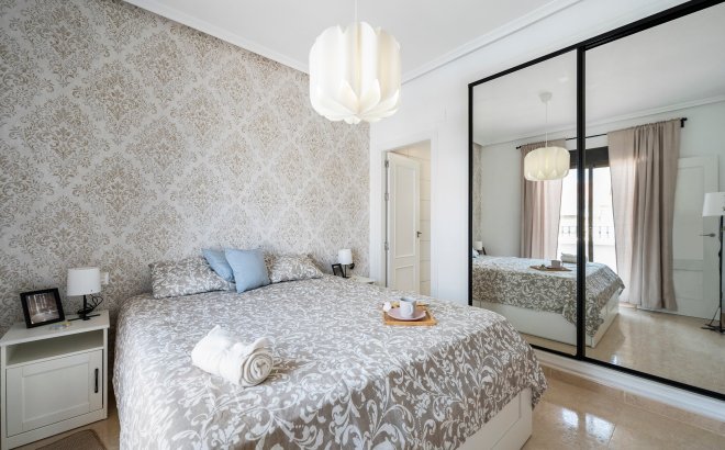 Resale - Town House -
San Miguel de Salinas - Inland