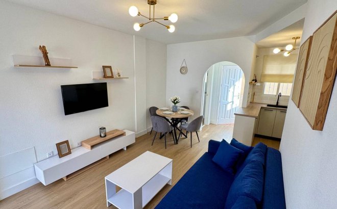 Herverkoop - Appartement -
Orihuela Costa - Las Filipinas