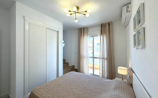 Herverkoop - Appartement -
Orihuela Costa - Las Filipinas