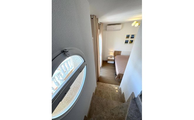 Herverkoop - Appartement -
Orihuela Costa - Las Filipinas