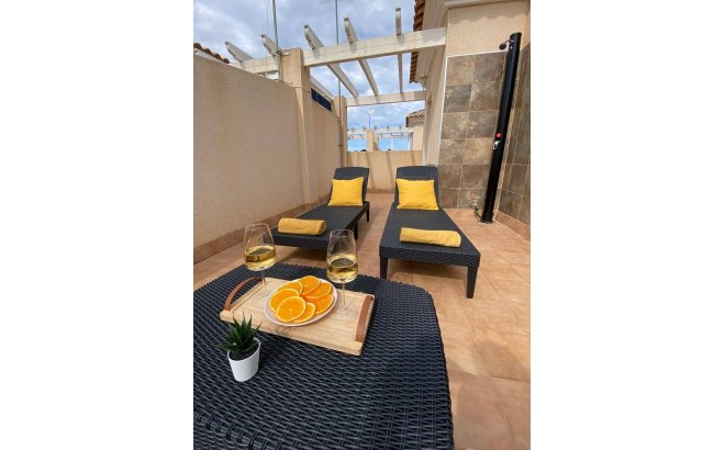 Herverkoop - Appartement -
Orihuela Costa - Las Filipinas