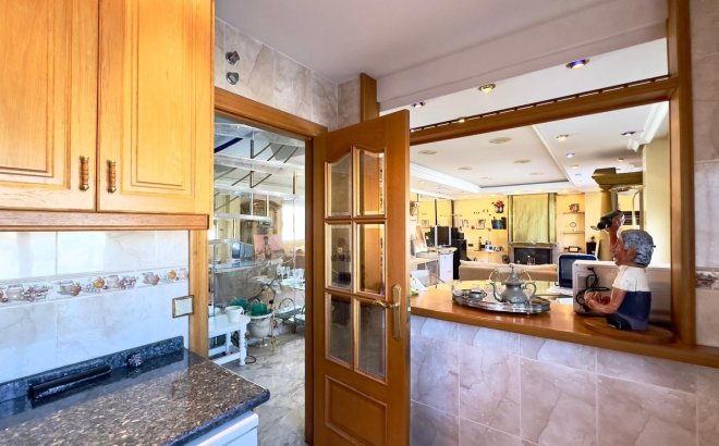 Revente - Penthouse -
Torrevieja - Centro