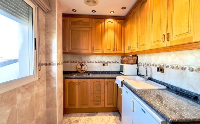 Revente - Penthouse -
Torrevieja - Centro