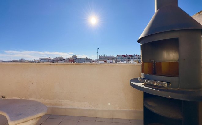 Revente - Penthouse -
Torrevieja - Centro