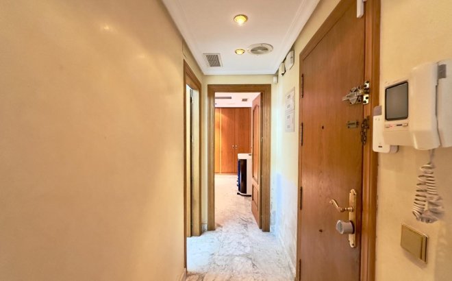 Revente - Penthouse -
Torrevieja - Centro