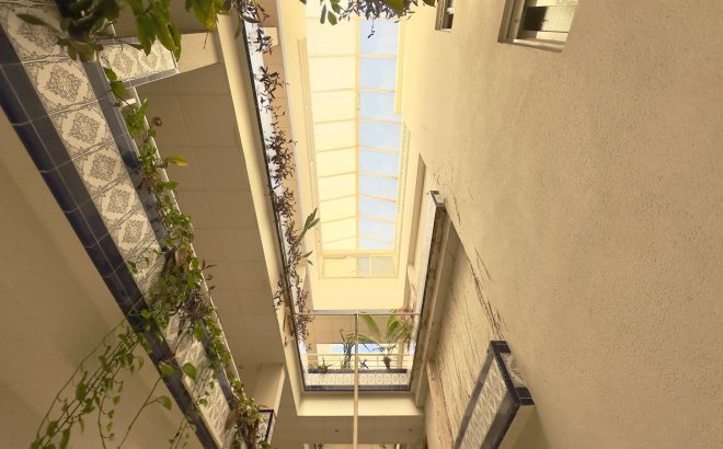 Revente - Penthouse -
Torrevieja - Centro