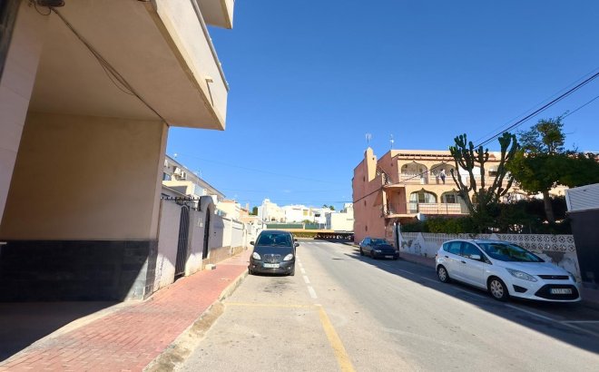 Revente - Penthouse -
Torrevieja - Centro